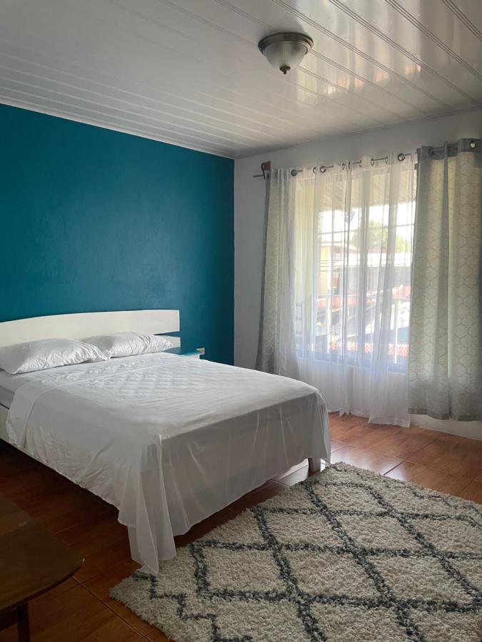 Estudio Como En Casa Quepos Eksteriør billede